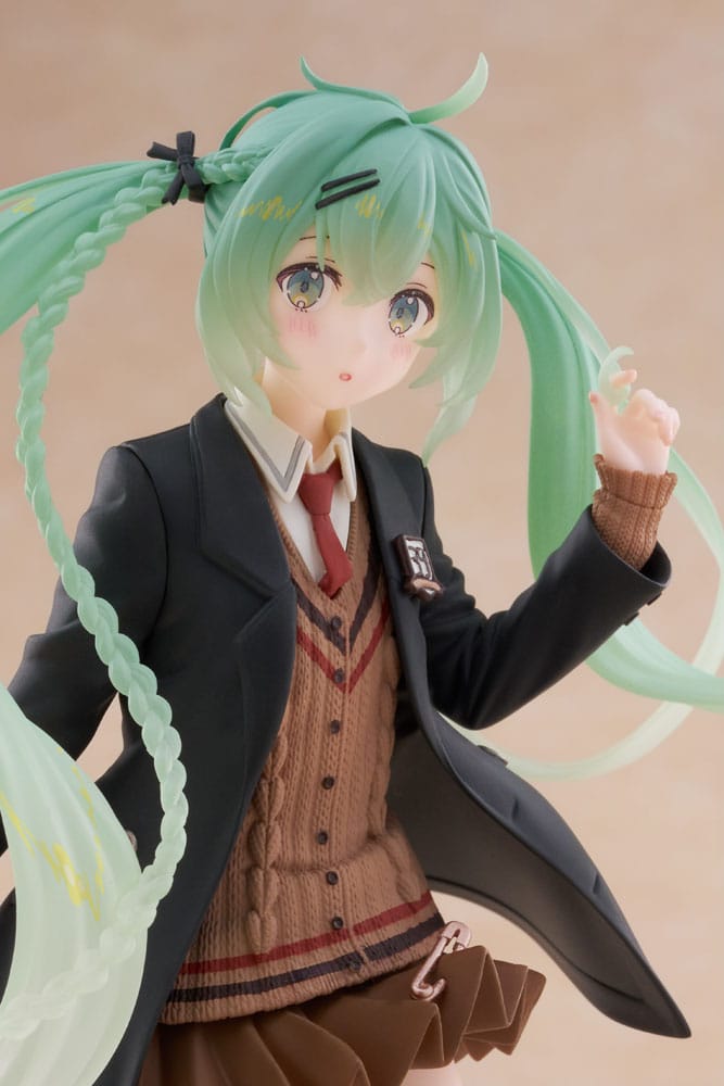 Hatsune Miku PVC Statue Fashion Preppy Ver. 18 cm - M 5