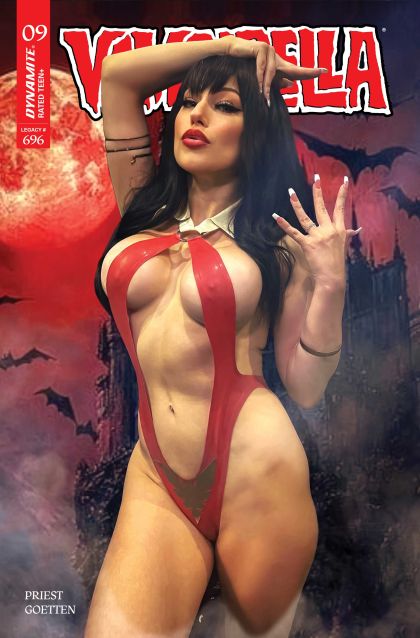 Vampirella #9 Cvr E Cosplay Rachel Hollon - M - ENG - PROMO 1