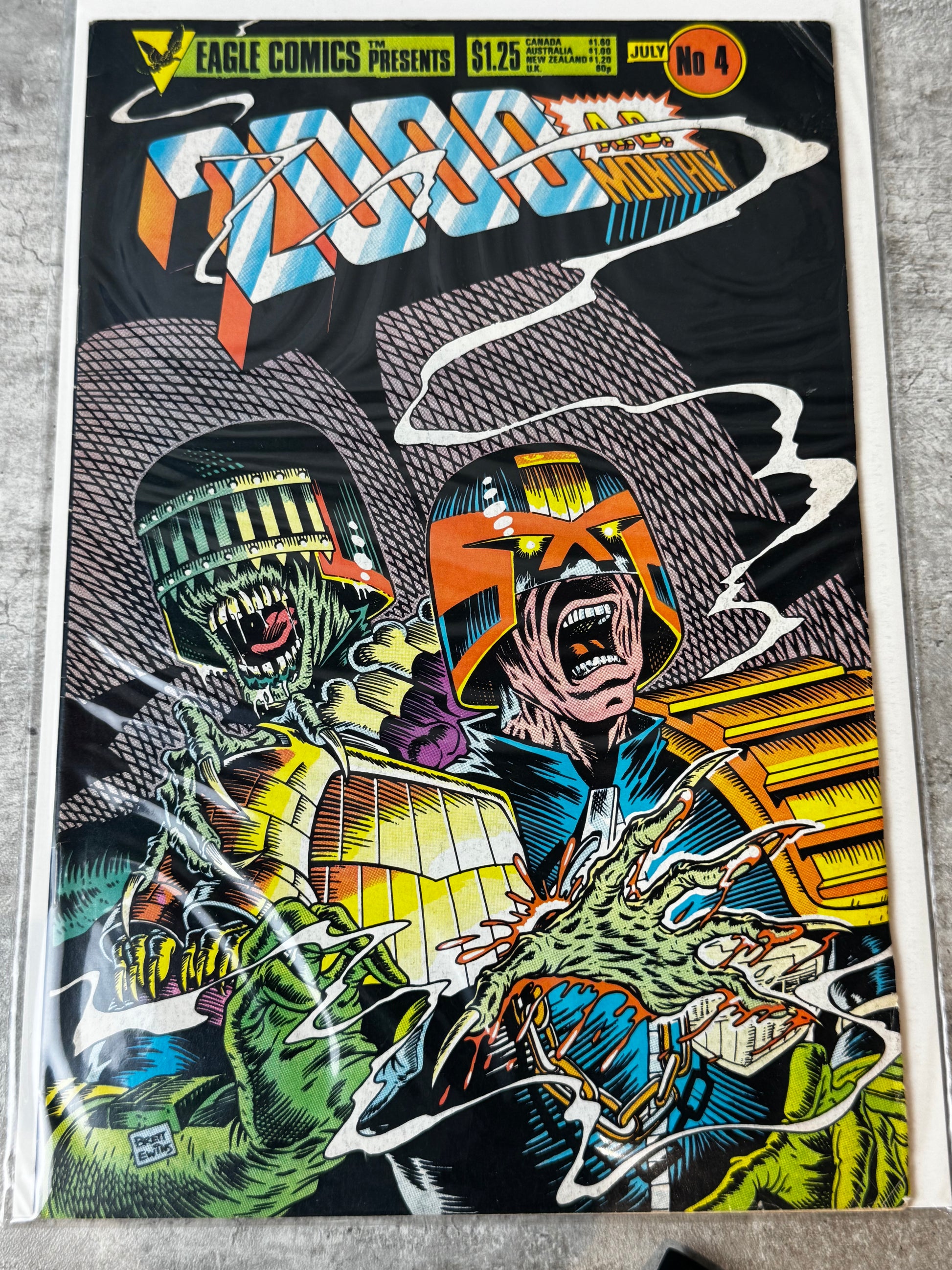 1986 - Quality Comics - 2000 AD Monthly / Presents / Showcase #4VF/NM - ENG 1