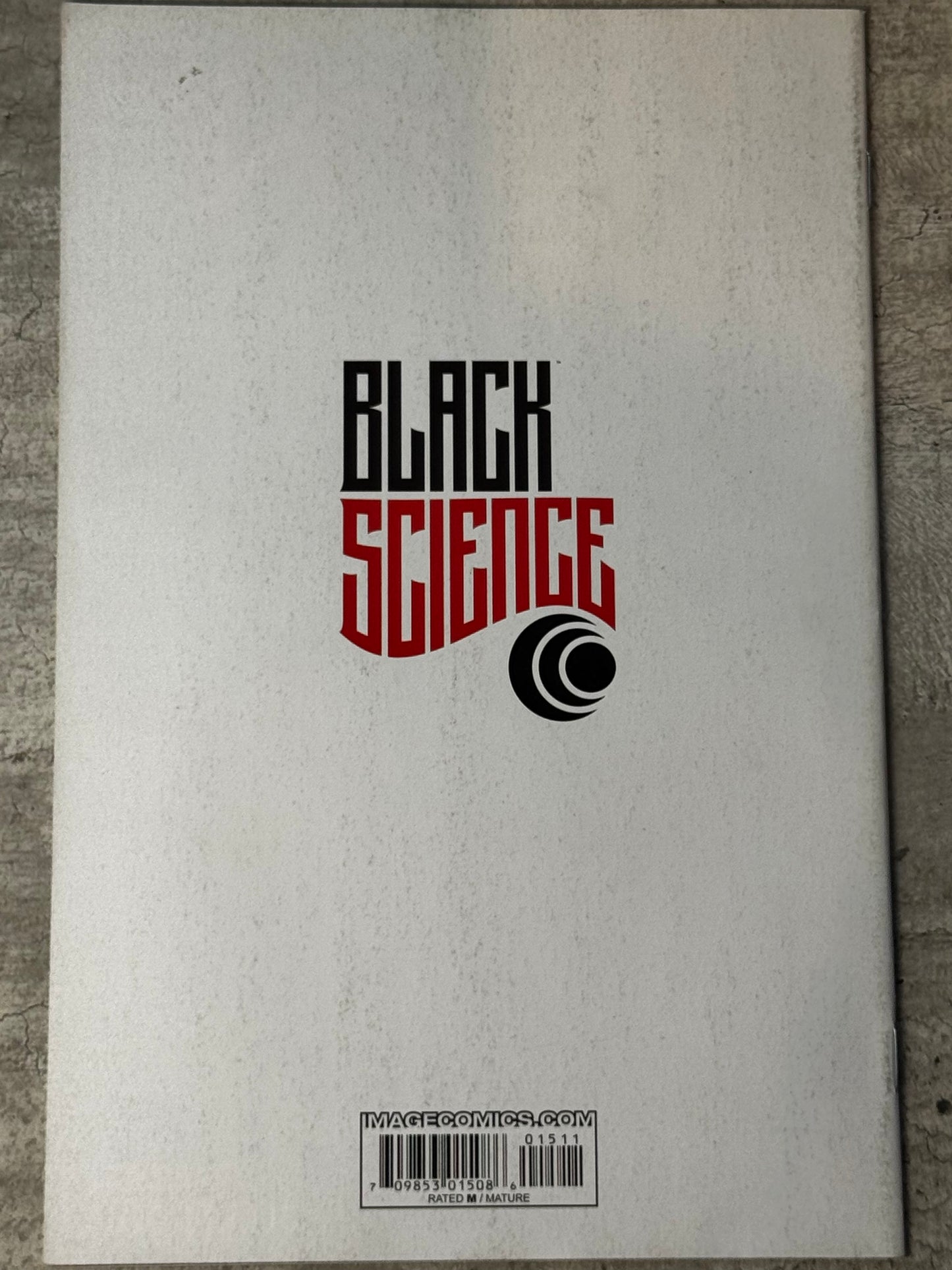 2015 - Black Science #15 - NM - ENG