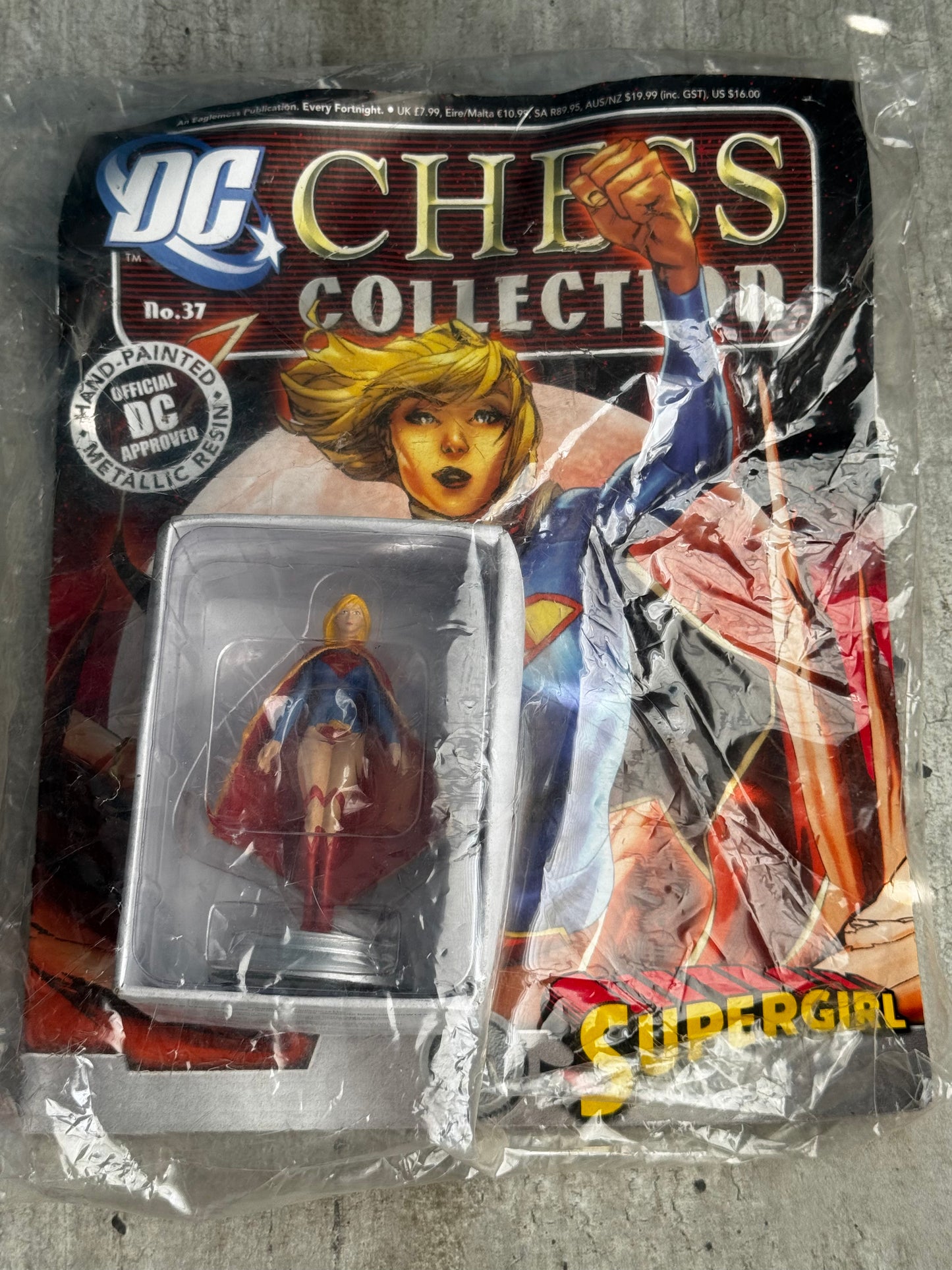 Eaglemoss DC Chess Collection with Magazine #37 - Supergirl - VF- 1