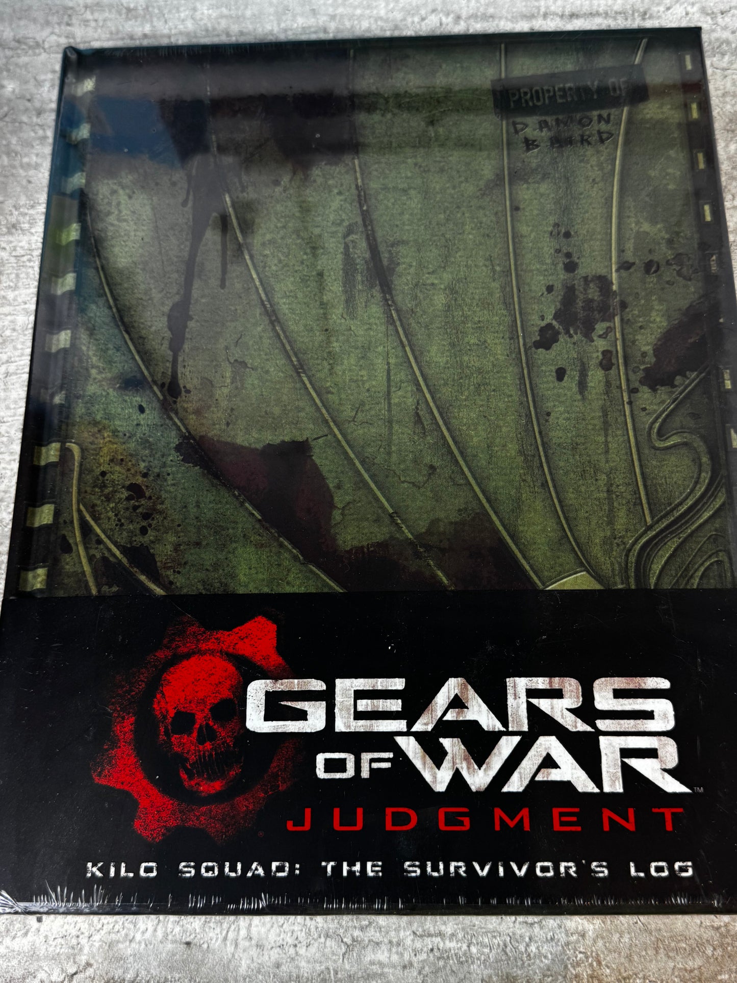 2014 - Gears Of War Judgment: Kilo Squad: The Survivor's Log HCGM - ENG 1