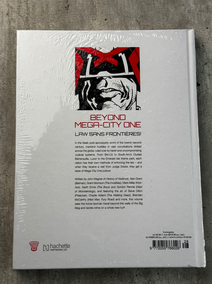 2016 - Judge Dredd: The Mega Collection #28 - Beyond Mega-City One - M - ENG 2
