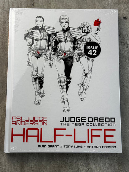 2016 - Judge Dredd: The Mega Collection #42 - Half-Life - M - ENG 1